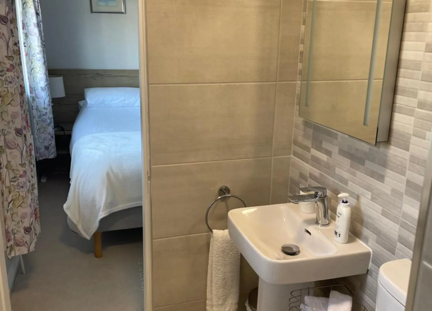 Bed and Breakfast The Wave Galway Irland